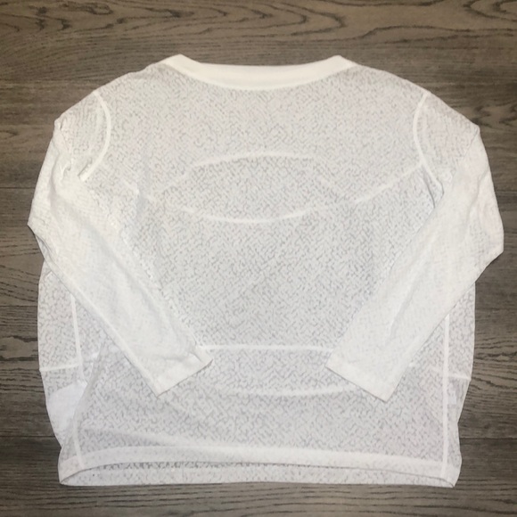 Lululemon oversized long sleeve shirt - Picture 1 of 6